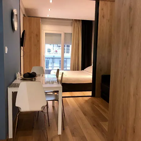 Apartment Mitropoleos Street Elegant